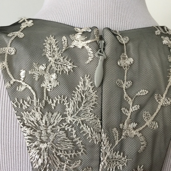 Bebe Floral Embroidered Lace Dress in Silver - Picture 4 of 7